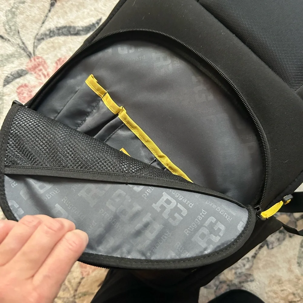 Ruggard Triumph 45 Sling Camera Bag
